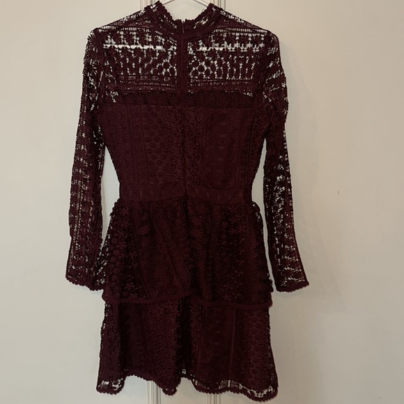 Cupcakes and Cashmere Symona Lace Dress, Malbec - Picture 5 of 6